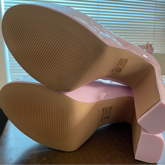 New Aldo “Fonda” platform Mary Jane’s in pink patent size 7.5 - Picture 3 of 4